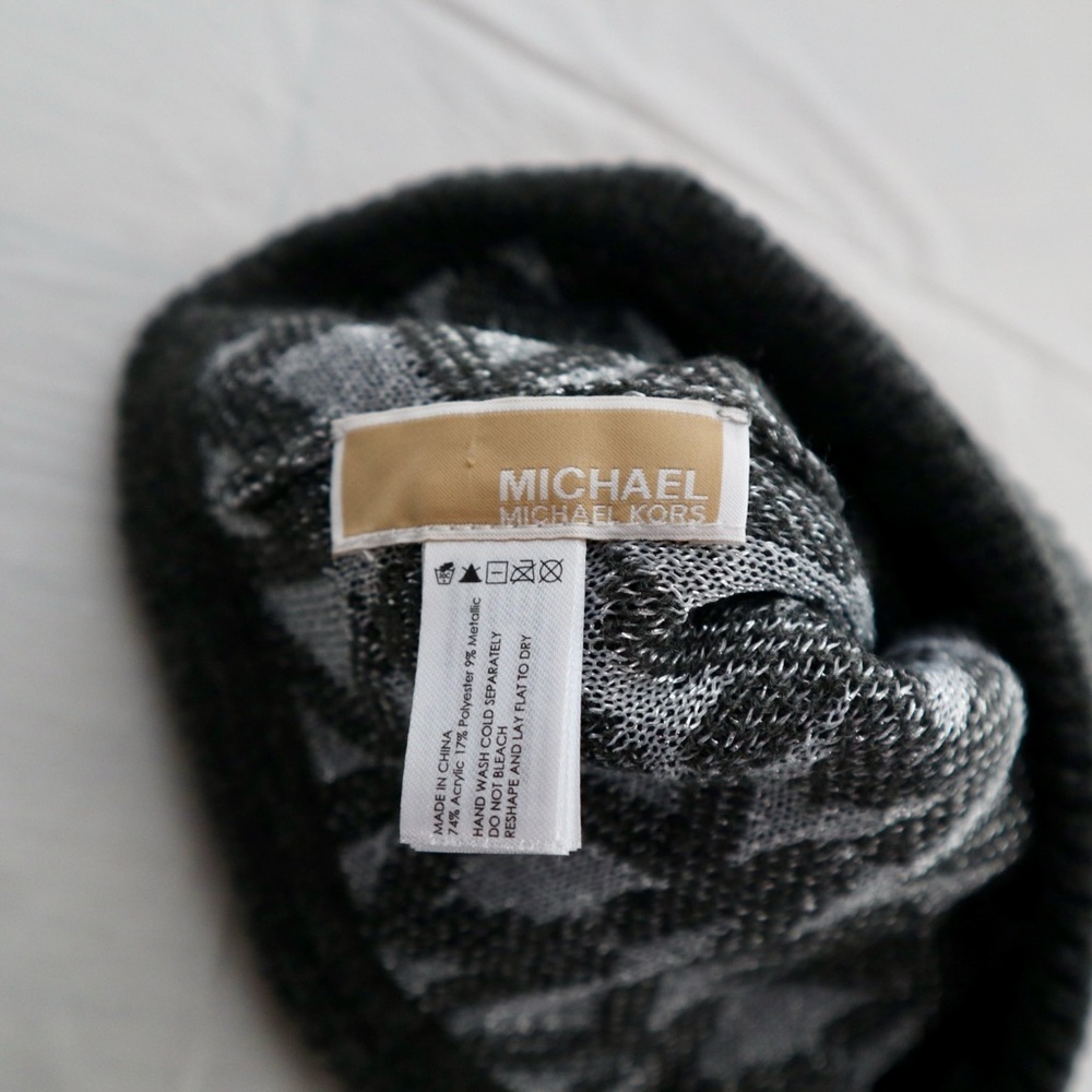 Gray Patterned Knit - Picture 2 of 2